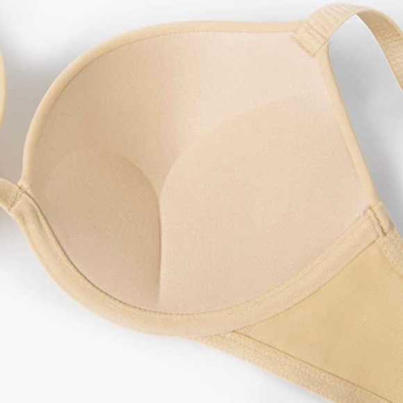 Add 2 sizes T-shirt bra 32C, cleavage, sexy, multi-way wear - Picture 5 of 8